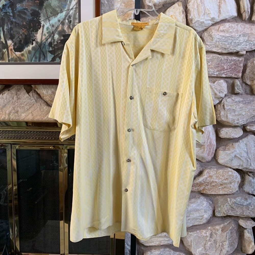 X Tulliano Men’s 100% silk button down short sleeve shirt
